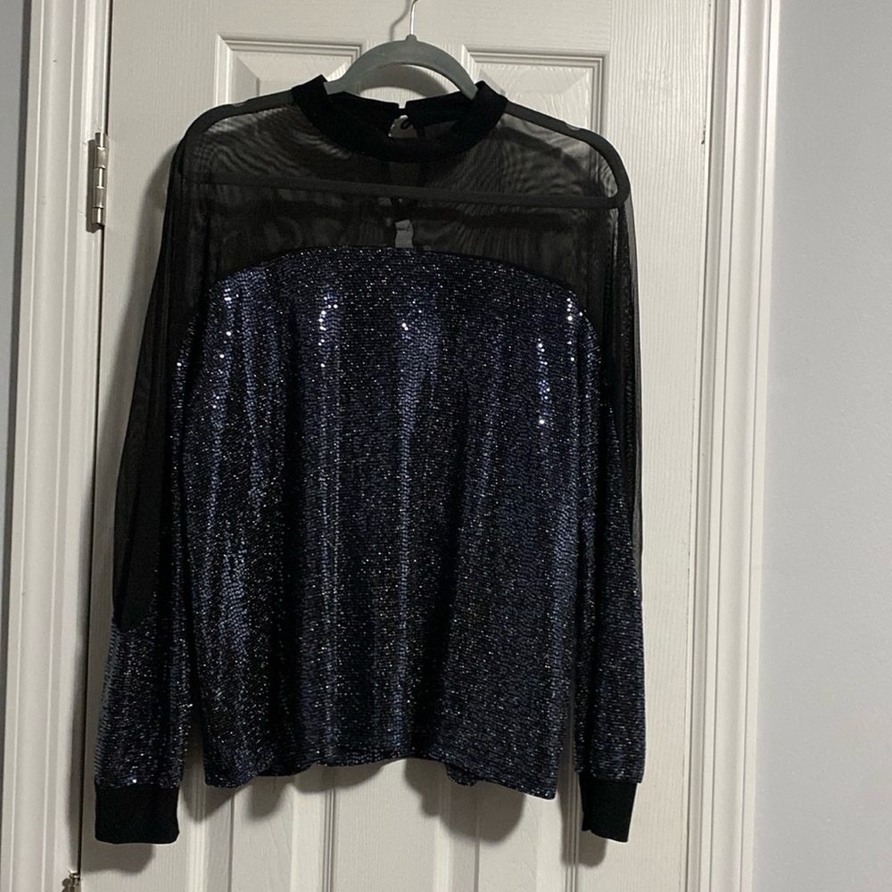 NWT, gorgeous Nine West sheer neckline, high neck shiny ( blue tones) blouse 👠